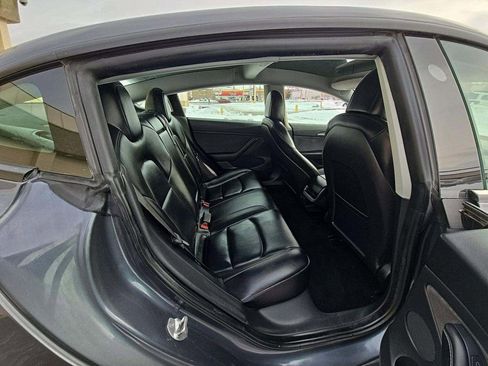 Used 2021 Tesla Model 3 Long Range image 11