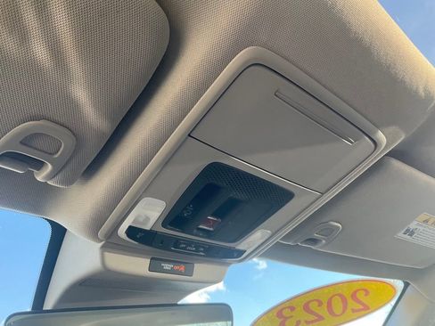 Used 2023 Honda Accord Touring image 14