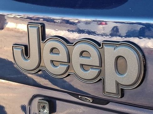 Used 2020 Jeep Renegade Trailhawk w/ Cold Weather Group image 30