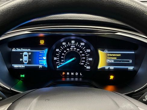 Used 2020 Ford Fusion SE FWD image 20