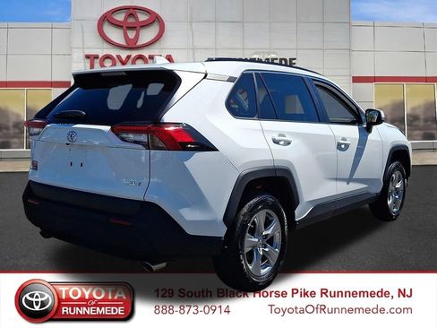 Used 2024 Toyota RAV4 XLE FWD image 6