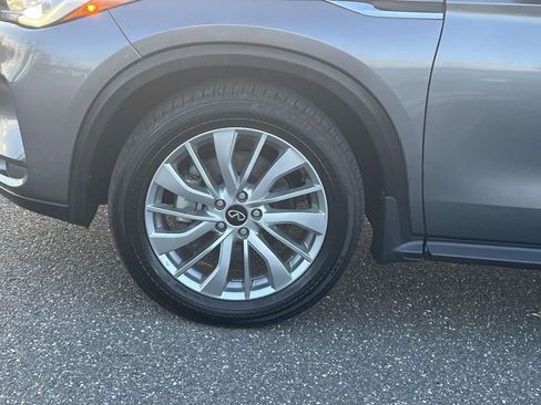 Used 2025 INFINITI QX50 Pure image 11