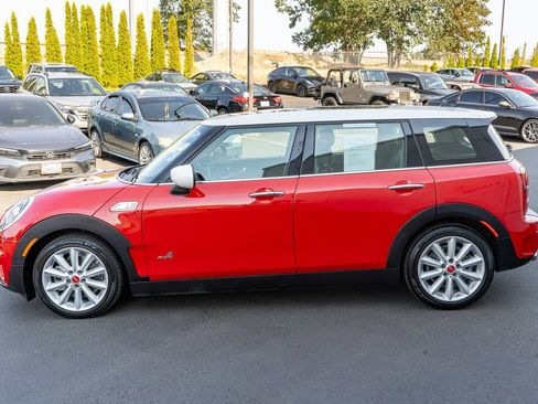 Used 2021 MINI Cooper Clubman S w/ Storage Package AWD/4WD image 8
