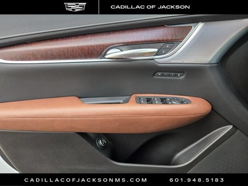 New 2026 Cadillac XT5 Premium Luxury w/ Driver Assist Package FWD image 11