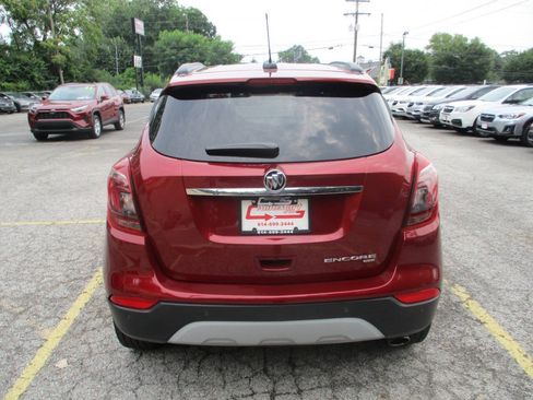 Used 2021 Buick Encore Preferred w/ Safety Package II AWD/4WD image 13