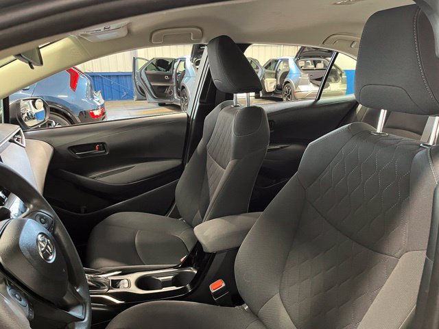 Used 2022 Toyota Corolla LE FWD image 23