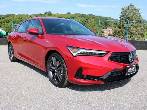 New 2025 Acura Integra A-Spec image 2