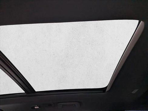 Certified 2025 Volvo XC90 B5 Core w/ Protection Package Premier image 22