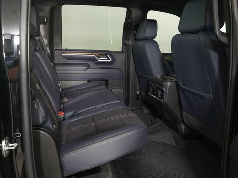 Used 2025 Chevrolet Silverado 2500 High Country w/ High Country Premium Package AWD/4WD image 10