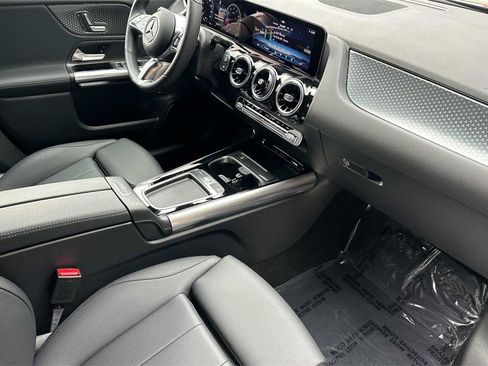 Certified 2025 Mercedes-Benz GLA 250 image 19