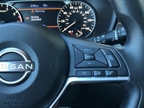 Used 2025 Nissan Altima 2.5 SV FWD image 19