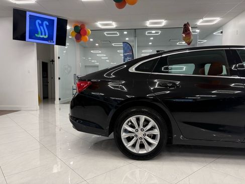Used 2025 Chevrolet Malibu LT image 8