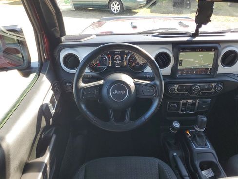 Used 2021 Jeep Wrangler Unlimited Islander image 27