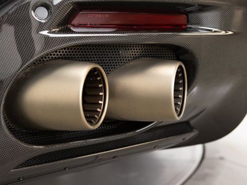 Certified 2021 Ferrari Roma image 36