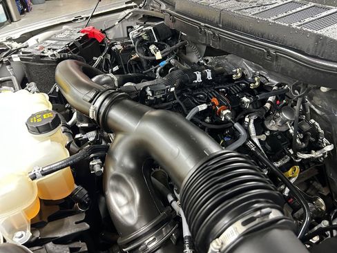 Used 2024 Ford F150 XLT w/ Tow/Haul Package image 30