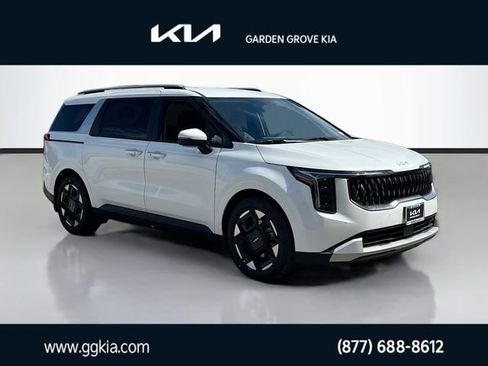 New 2026 Kia Carnival EX FWD image 1