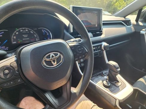 Used 2023 Toyota RAV4 XLE w/ Convenience Package AWD/4WD image 33