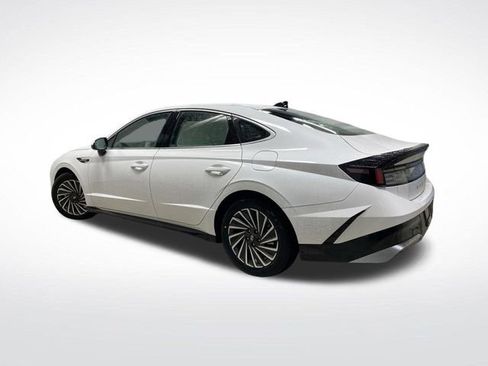 New 2025 Hyundai Sonata SEL image 3