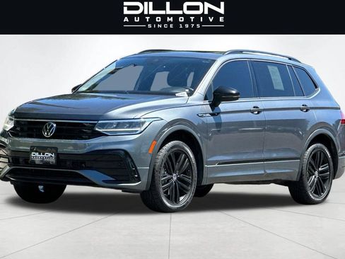 Used 2022 Volkswagen Tiguan SE R-Line AWD/4WD image 8