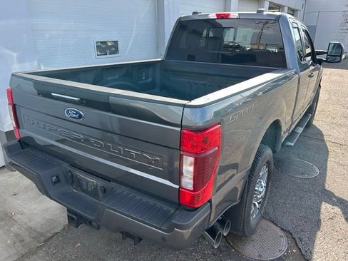 Certified 2022 Ford F250 Lariat AWD/4WD image 5