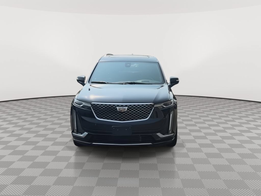 Used 2023 Cadillac XT6 Premium Luxury w/ Technology Package AWD/4WD image 3