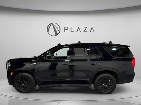 Used 2021 GMC Yukon Denali image 2