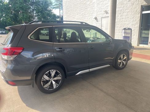 Used 2020 Subaru Forester Touring w/ Popular Package #2 AWD/4WD image 11