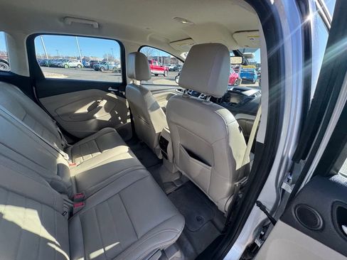 Used 2015 Ford C-MAX Energi SEL w/ Equipment Group 302A image 15