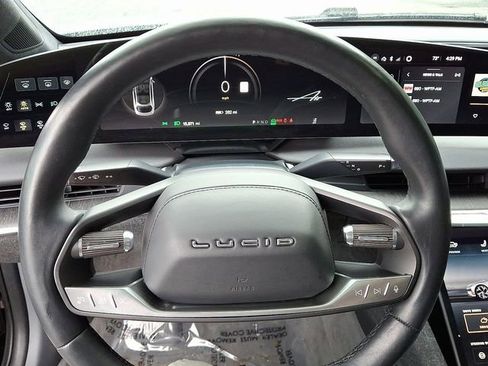 Used 2023 Lucid Air Touring image 30