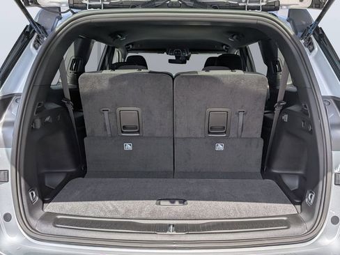 New 2026 Jeep Grand Cherokee L Laredo w/ Trailer Tow Package RWD image 13