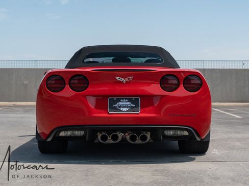Used 2007 Chevrolet Corvette Convertible w/ Preferred Equipment Group RWD image 13