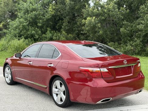 Used 2011 Lexus LS 460 w/ Luxury Value Edition RWD image 3