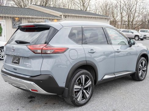 Used 2023 Nissan Rogue Platinum w/ Platinum Premium Package image 11
