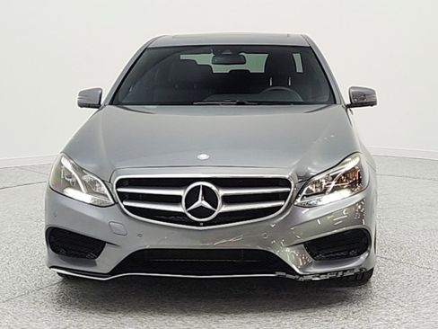Used 2016 Mercedes-Benz E 350 Sedan image 2