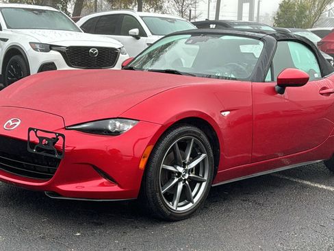 Used 2016 MAZDA MX-5 Miata Grand Touring image 4