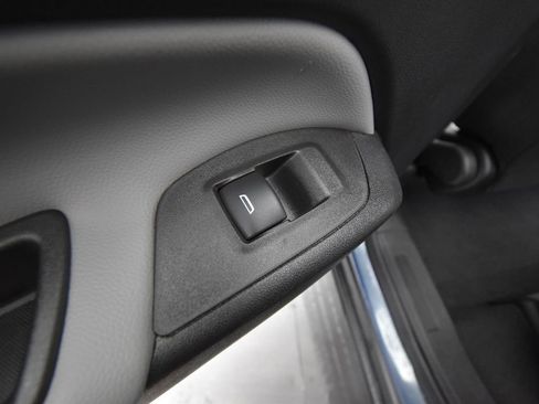 Used 2024 Chevrolet Equinox LS image 10