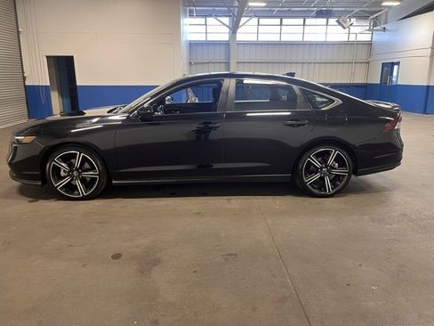 Used 2024 Honda Accord Sport image 6