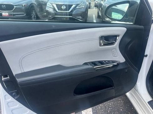 Certified 2016 Toyota Avalon Limited w/ Toyota Safety Sense Package FWD image 12