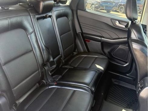 Used 2022 Ford Escape SEL AWD/4WD image 13