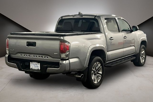Used 2018 Toyota Tacoma Limited AWD/4WD image 6