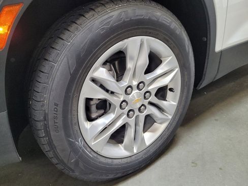 Used 2021 Chevrolet Blazer LT FWD image 31