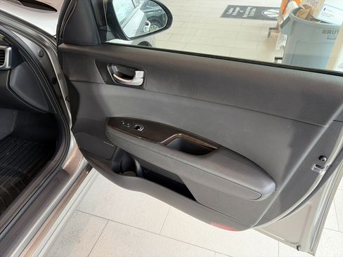 Used 2018 Kia Optima EX w/ Technology Package image 18