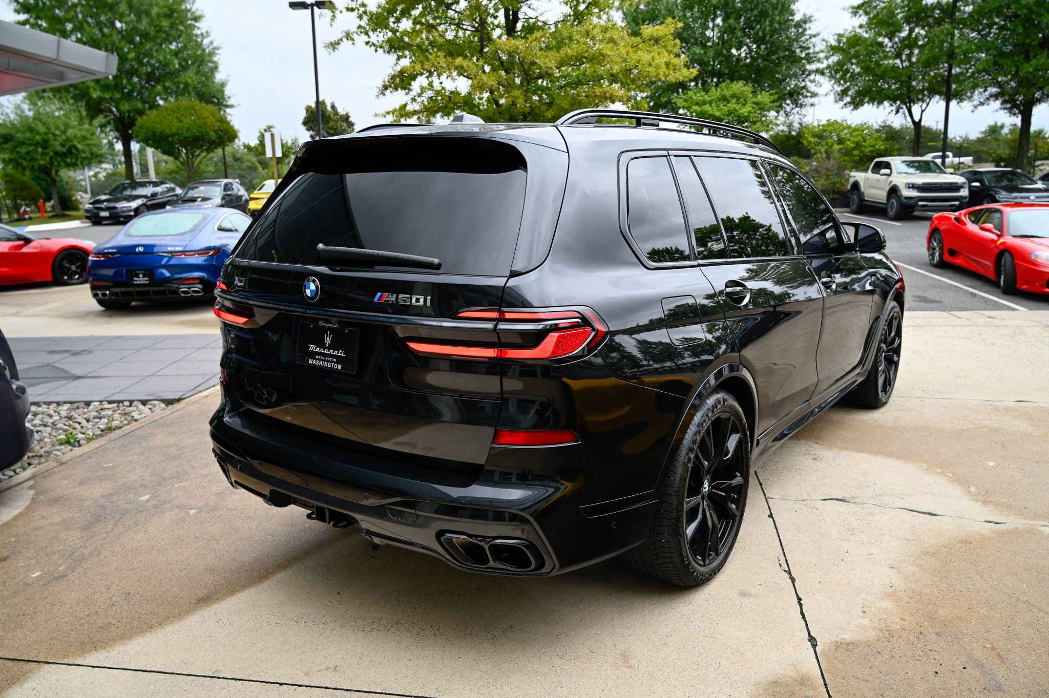 Used 2024 BMW X7 M60i w/ Executive Package AWD/4WD image 5