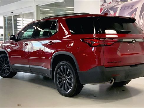 Used 2023 Chevrolet Traverse RS image 4