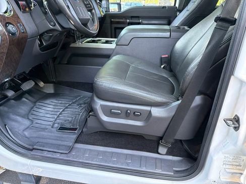 Used 2015 Ford F250 Platinum AWD/4WD image 9