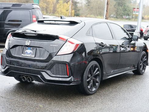 Used 2018 Honda Civic Sport image 5