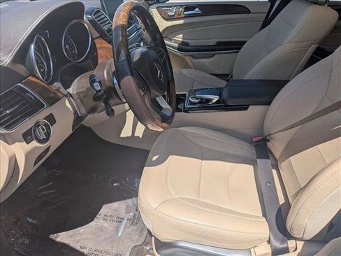 Used 2018 Mercedes-Benz GLS 550 4MATIC image 16