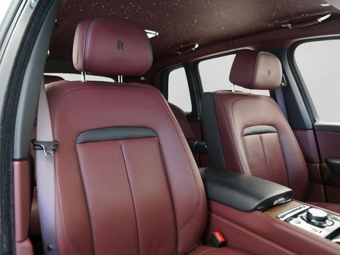 Certified 2020 Rolls-Royce Cullinan AWD/4WD image 36