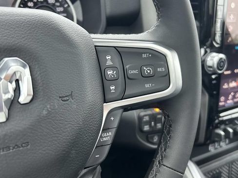New 2026 RAM 1500 Big Horn AWD/4WD image 9