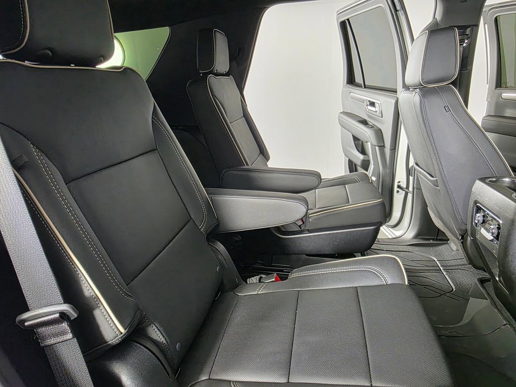 Used 2025 Chevrolet Tahoe Premier w/ Sun And Tow Package AWD/4WD image 38